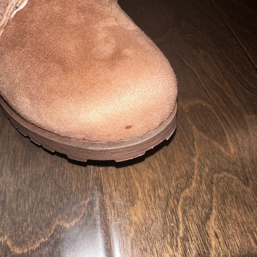 Rock & Candy Tavin Knit Cuff Lace Up Ankle Boot Taupe Beige Faux Suede Size 7.5